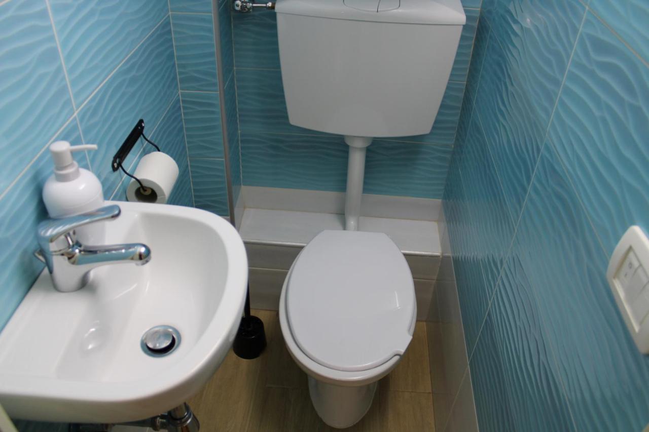 Casa Basile 15 Bed & Breakfast Наполи Екстериор снимка