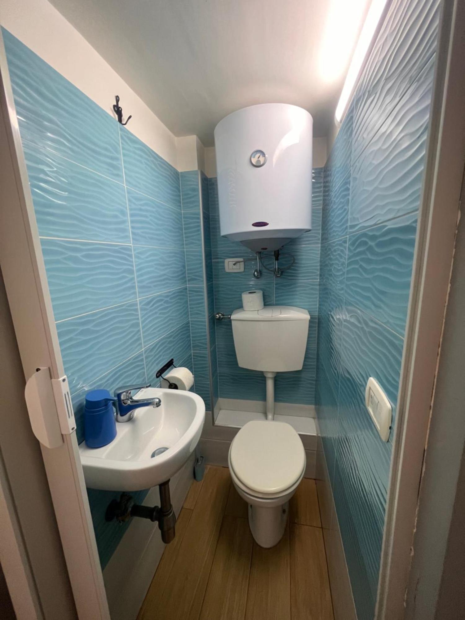 Casa Basile 15 Bed & Breakfast Наполи Екстериор снимка