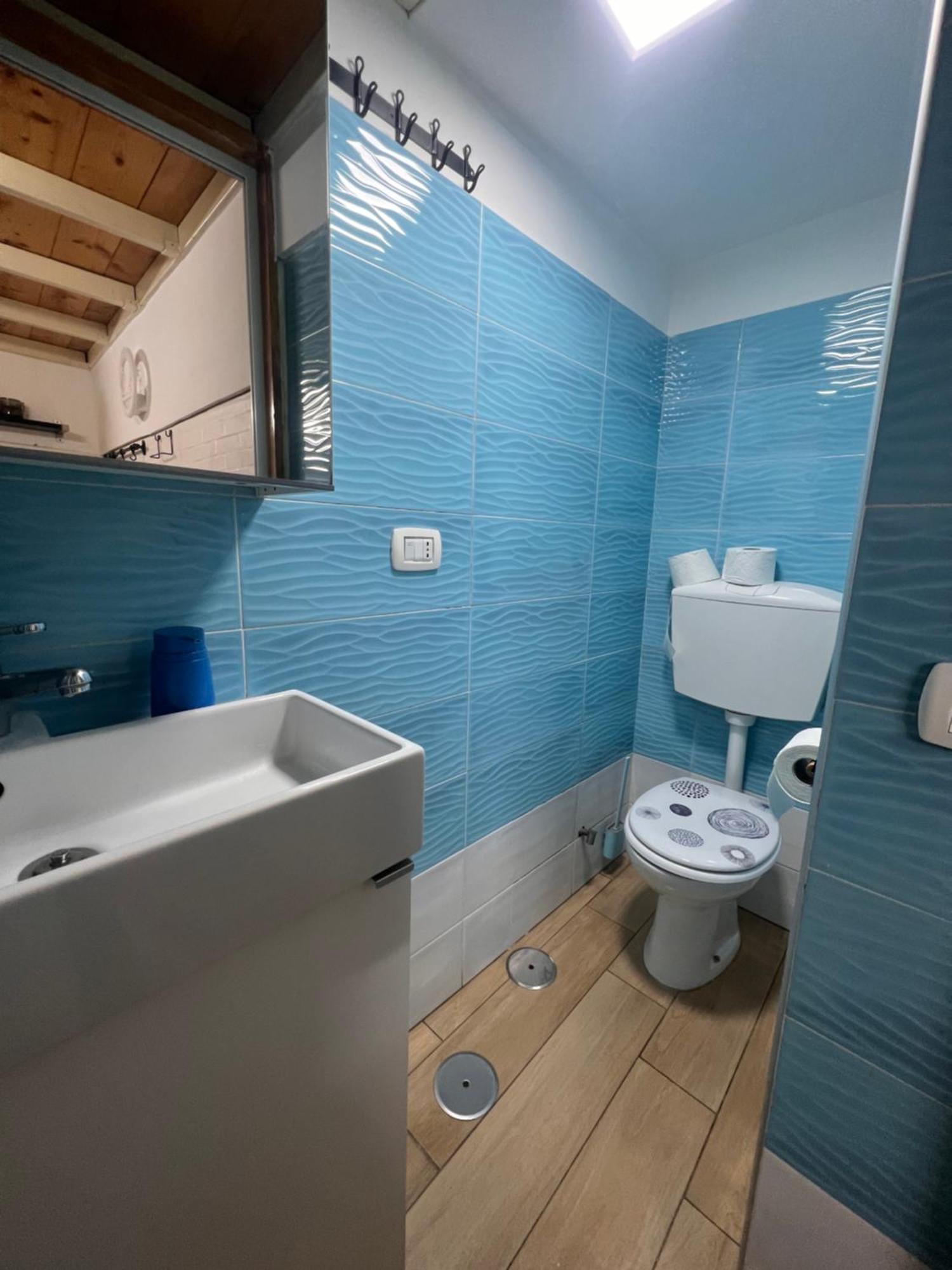 Casa Basile 15 Bed & Breakfast Наполи Екстериор снимка